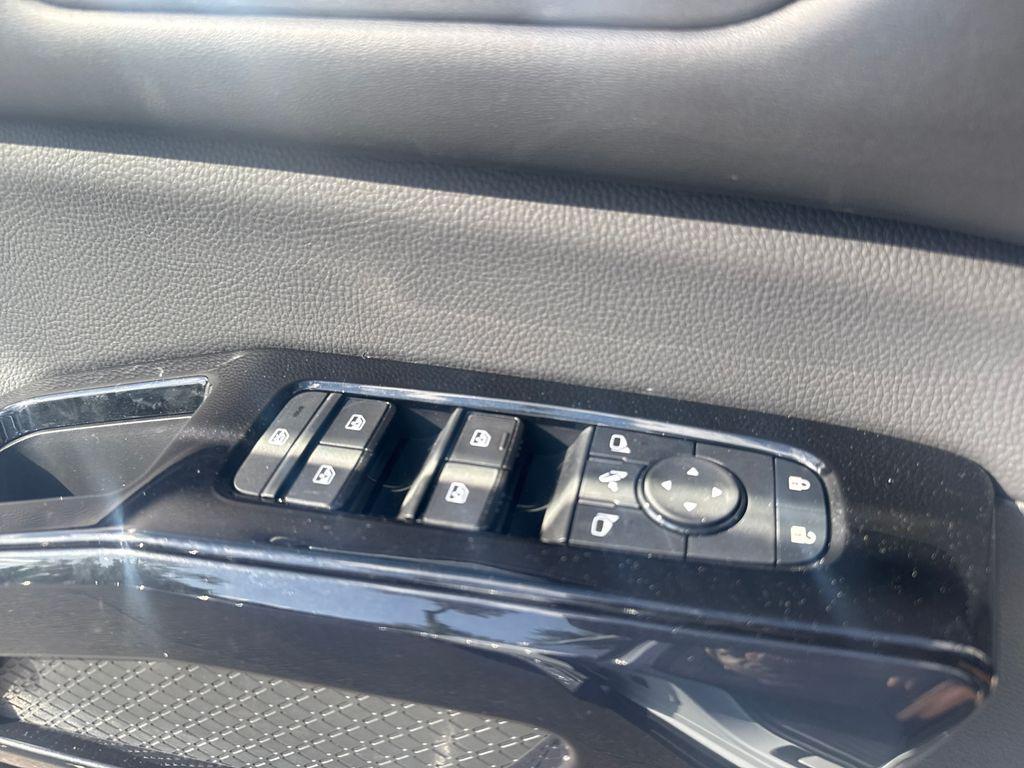 new 2026 Nissan Pathfinder car, priced at $45,330