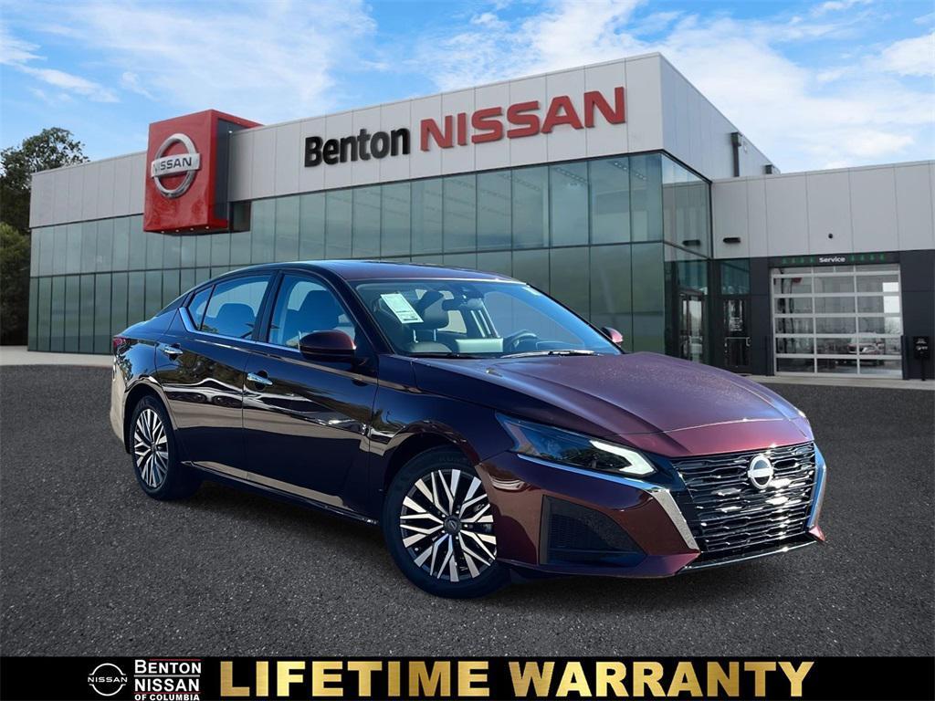 new 2025 Nissan Altima car, priced at $24,996
