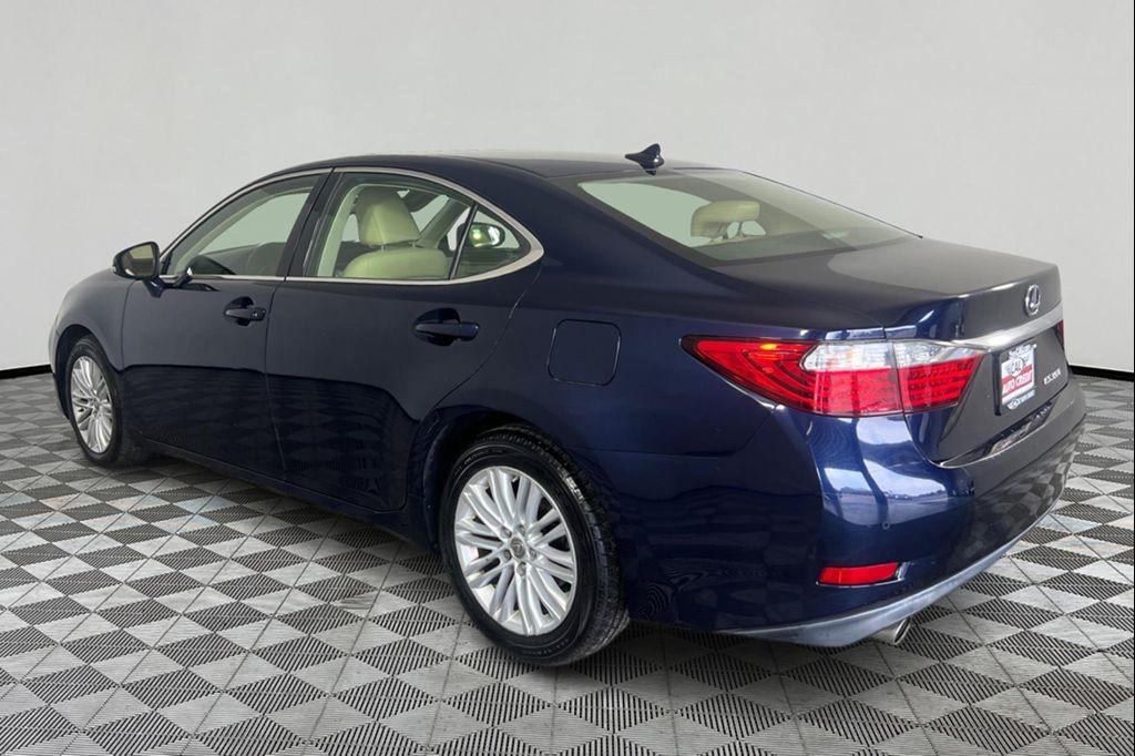 used 2013 Lexus ES 350 car, priced at $13,995