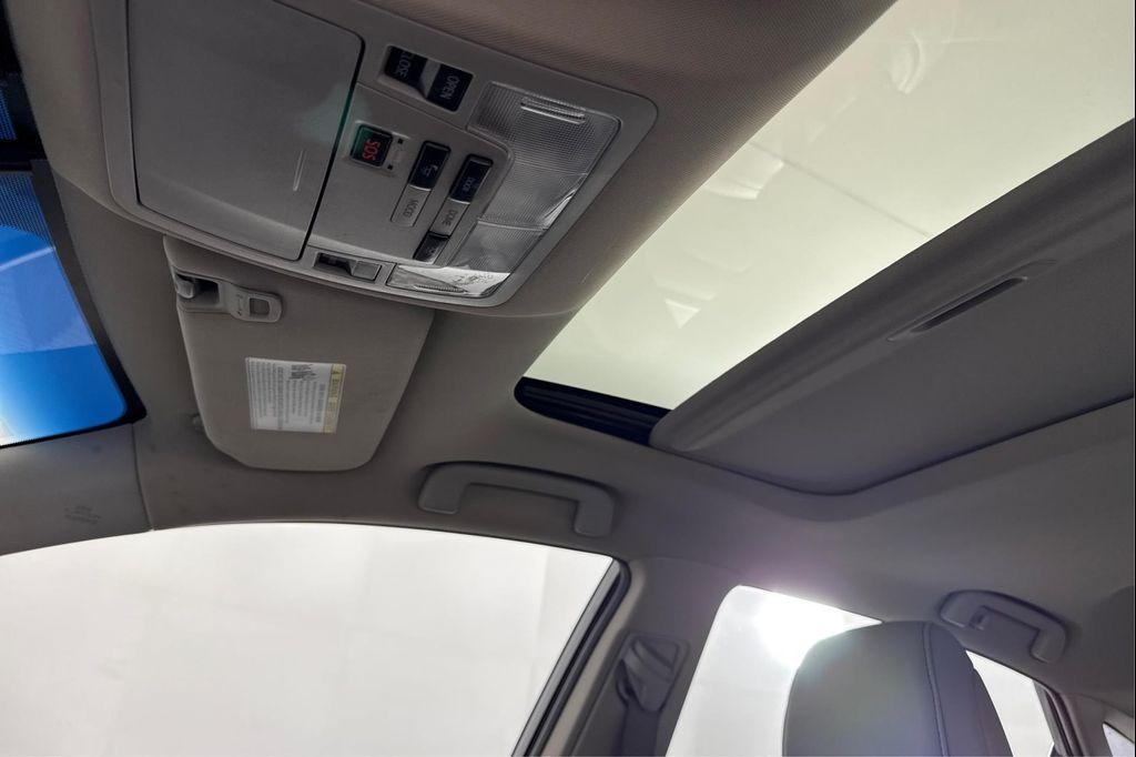 used 2014 Toyota Avalon Hybrid car, priced at $15,997