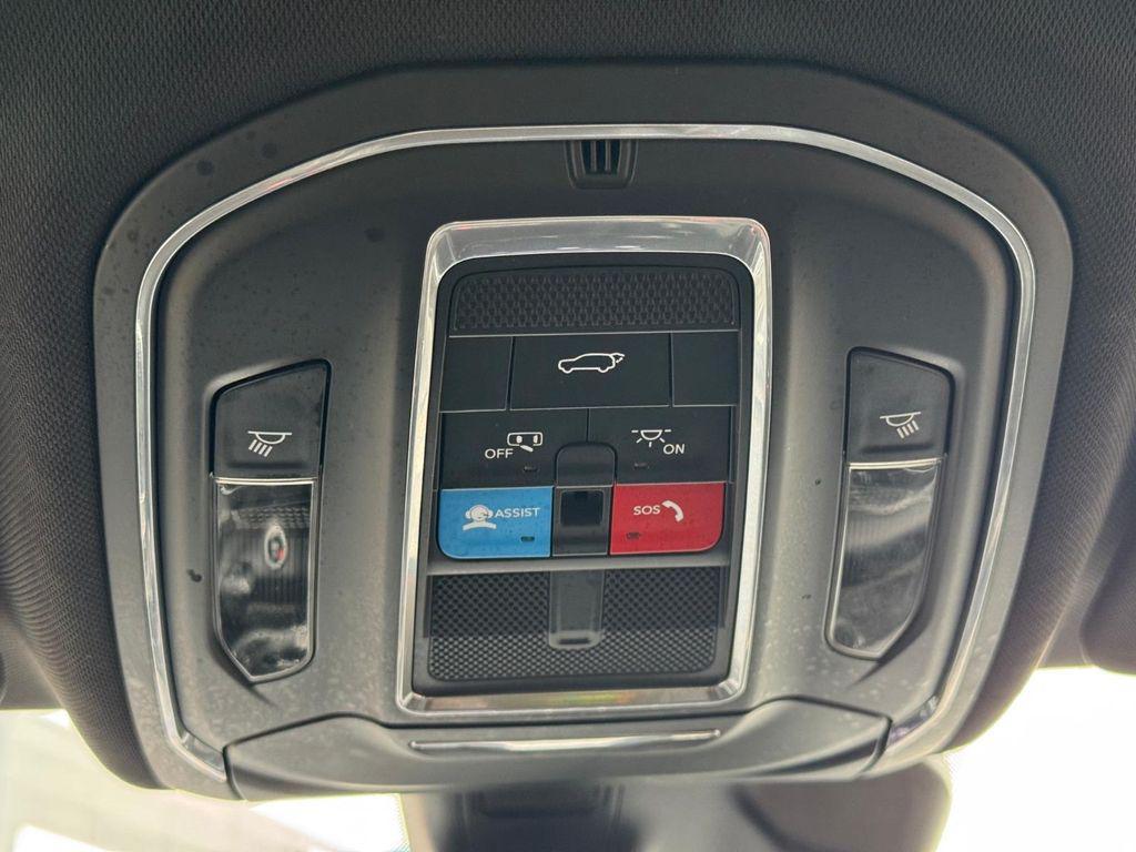 used 2024 Jeep Grand Cherokee car, priced at $25,449