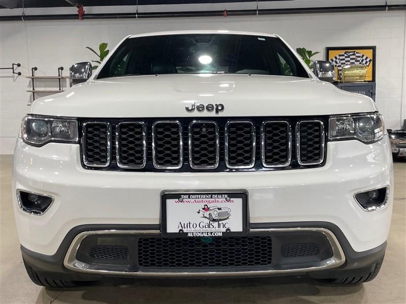 used 2018 Jeep Grand Cherokee car, priced at $16,995
