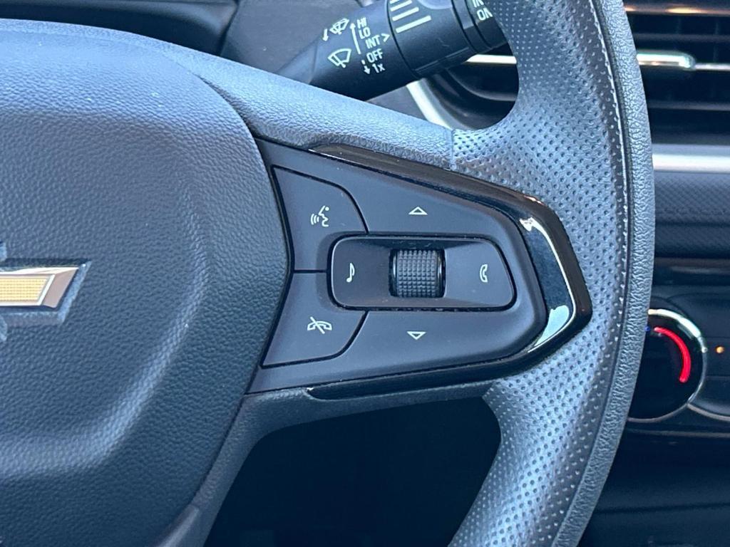 used 2025 Chevrolet TrailBlazer car, priced at $21,495