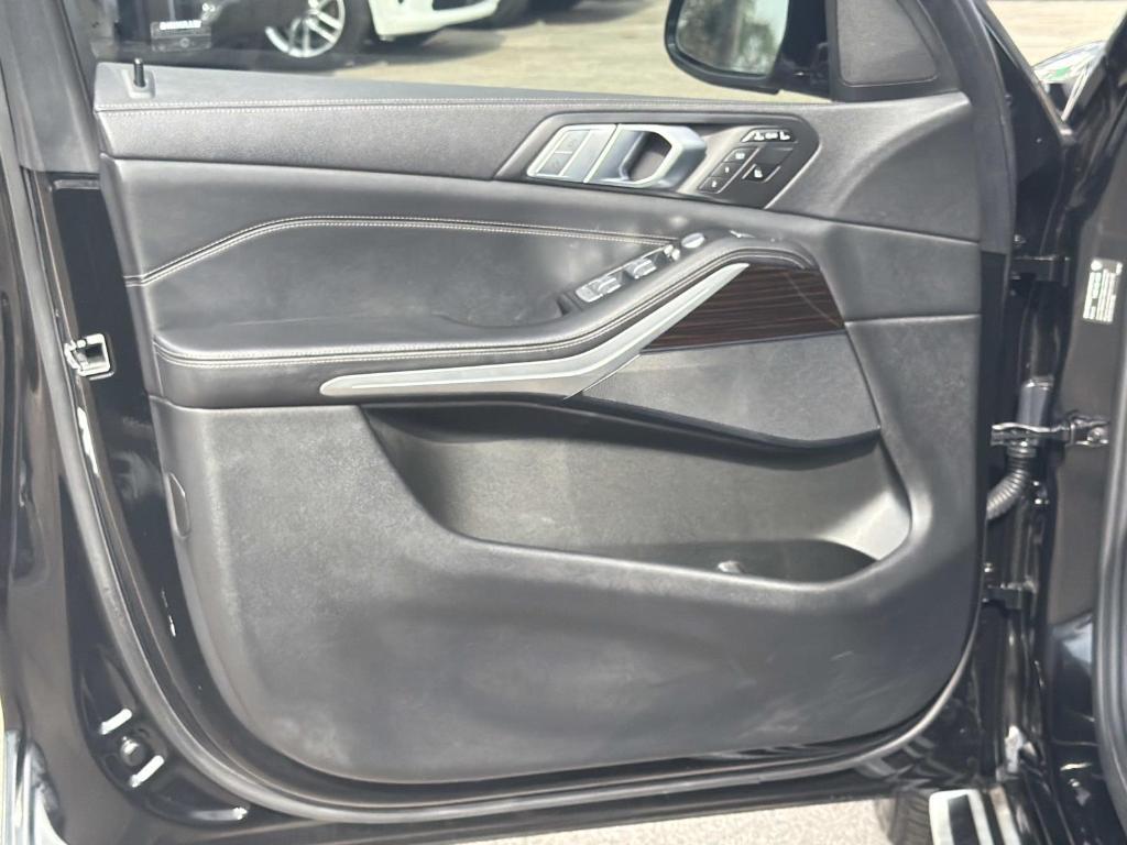 used 2021 BMW X7 car, priced at $32,195