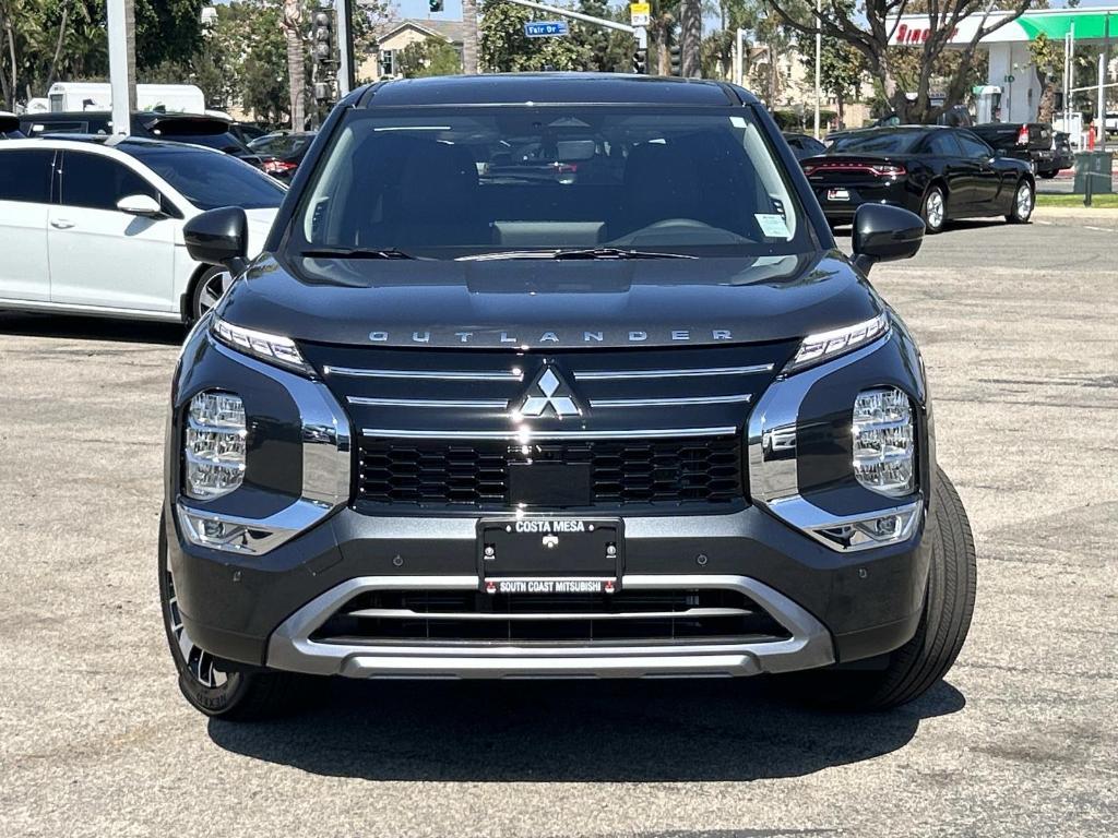 new 2025 Mitsubishi Outlander car, priced at $36,995