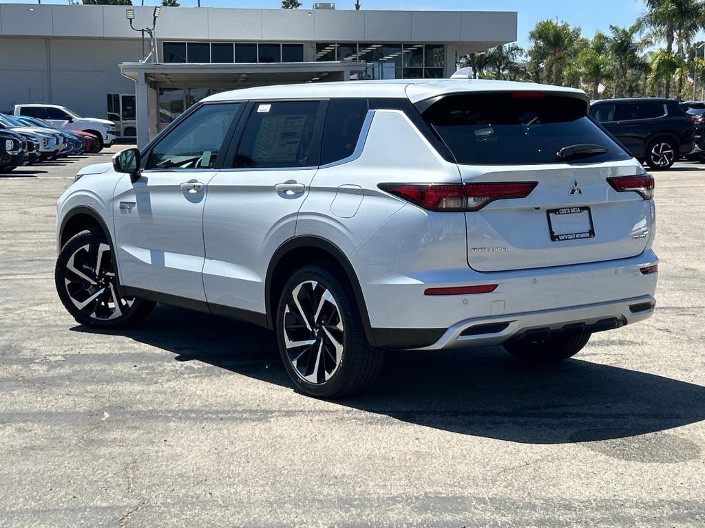 new 2025 Mitsubishi Outlander PHEV car, priced at $48,645