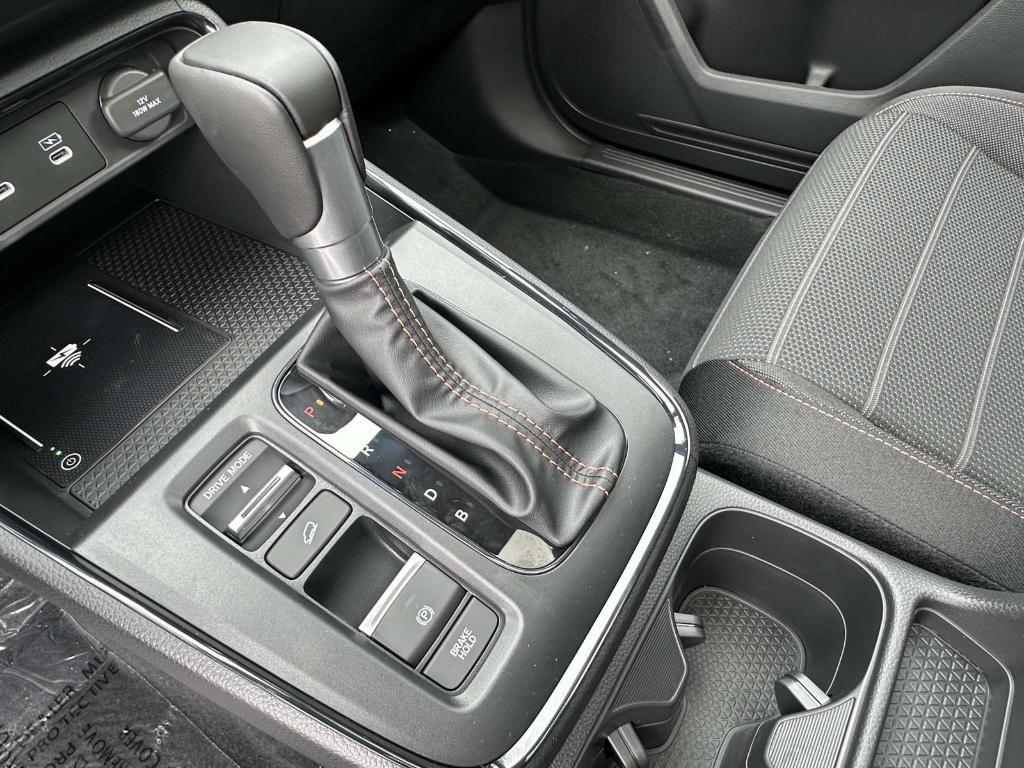 new 2026 Honda CR-V Hybrid car, priced at $40,650