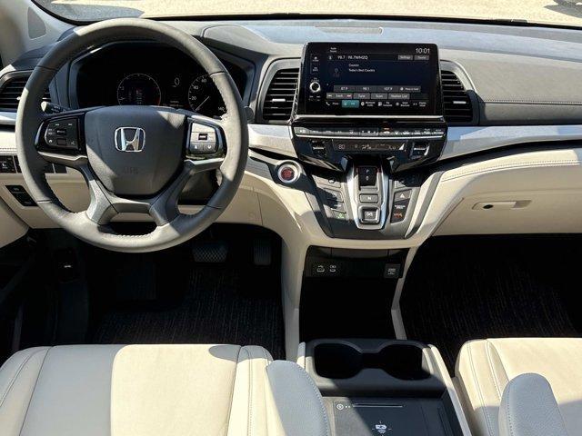 new 2026 Honda Odyssey car, priced at $45,320