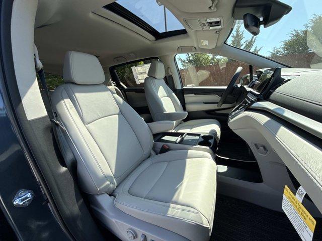 new 2026 Honda Odyssey car, priced at $45,320