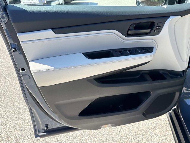 new 2026 Honda Odyssey car, priced at $45,320