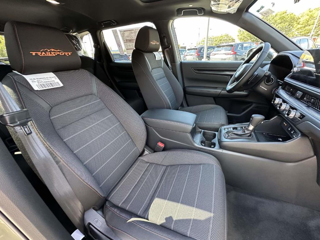 new 2026 Honda CR-V Hybrid car, priced at $40,705