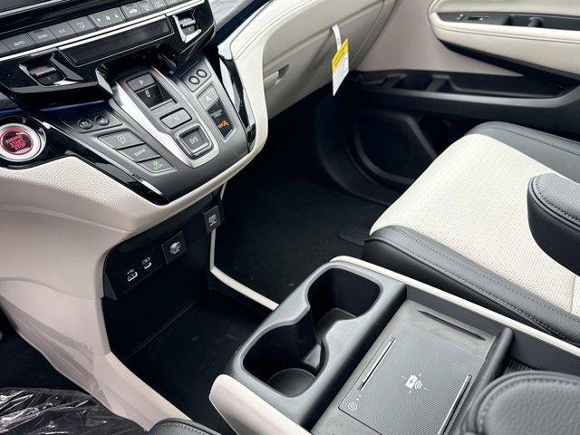 new 2026 Honda Odyssey car, priced at $53,555