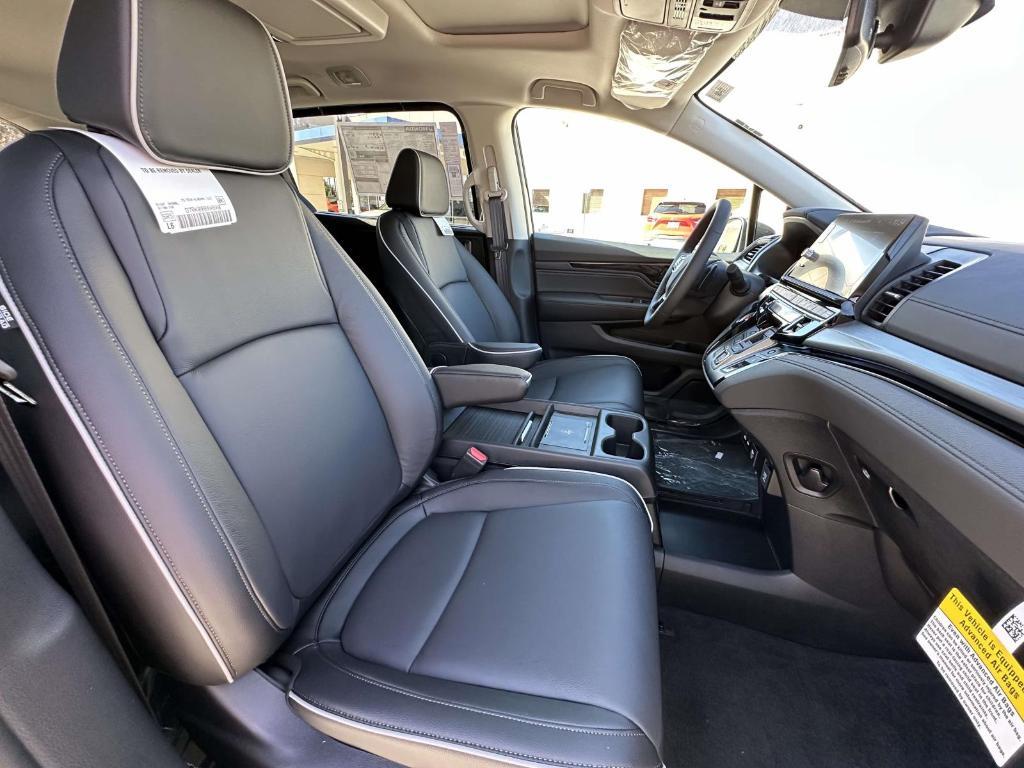new 2026 Honda Odyssey car, priced at $49,810