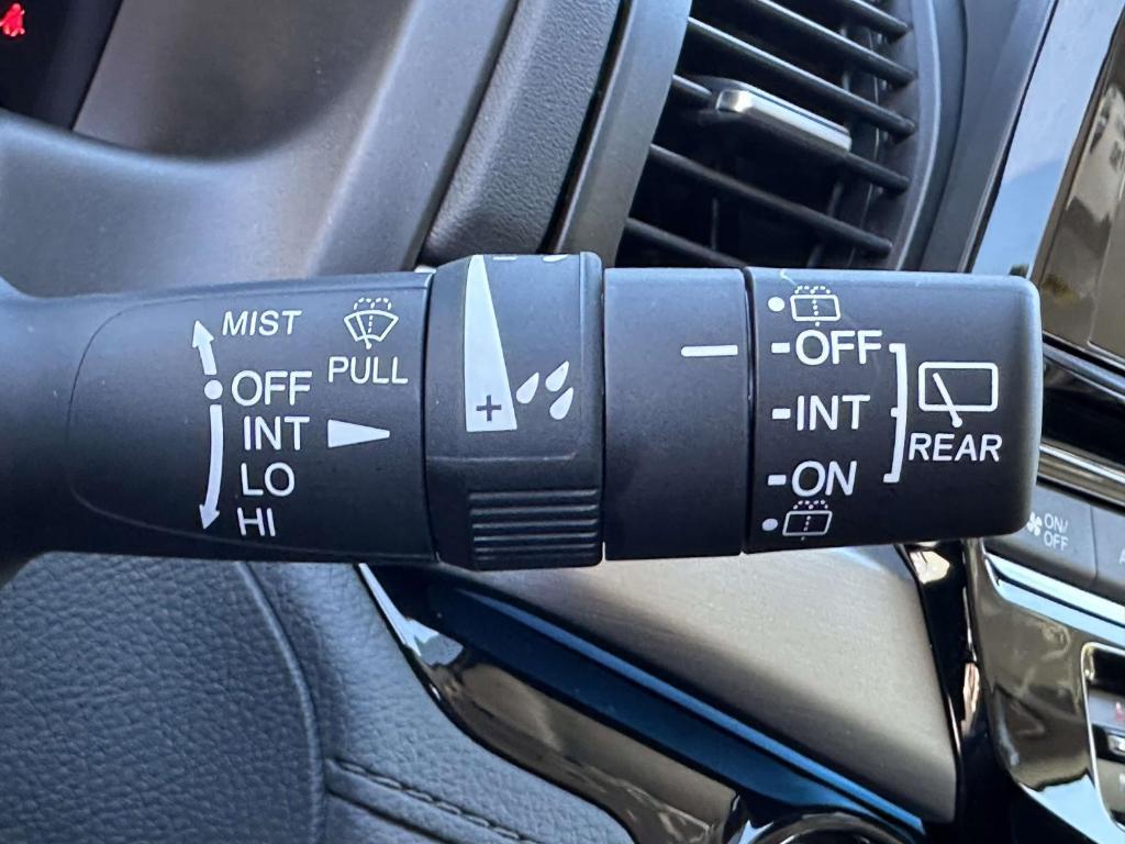 new 2026 Honda Odyssey car, priced at $49,810