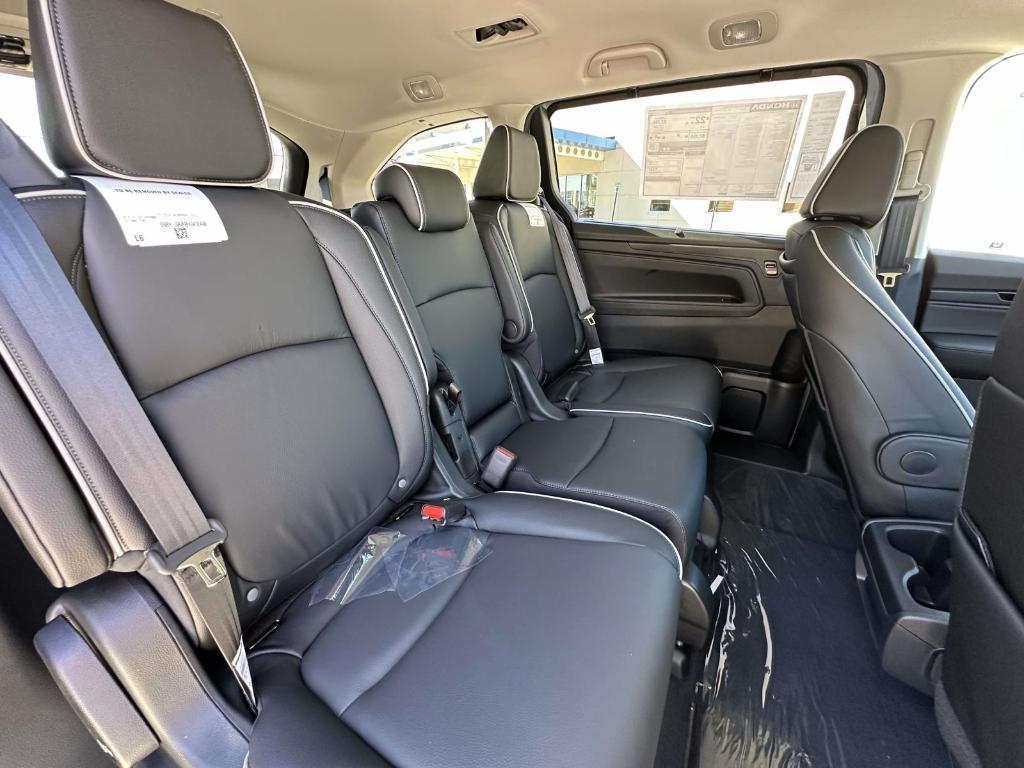 new 2026 Honda Odyssey car, priced at $49,810