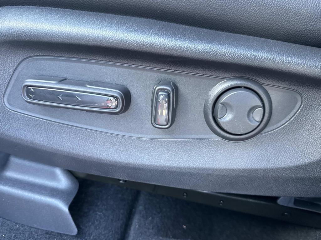 new 2026 Honda CR-V Hybrid car, priced at $43,700