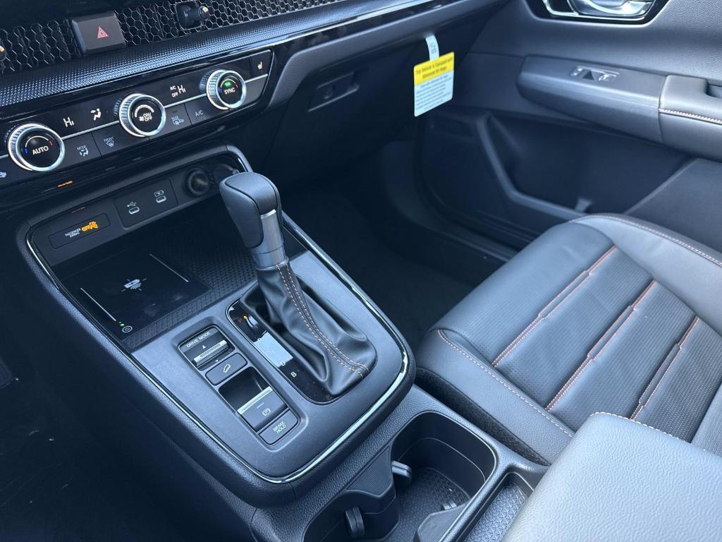 new 2026 Honda CR-V Hybrid car, priced at $43,700