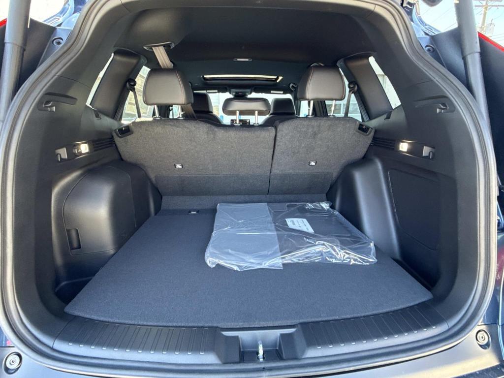 new 2026 Honda CR-V Hybrid car, priced at $43,700