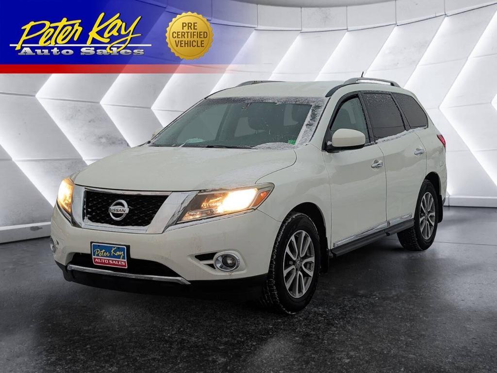 used 2015 Nissan Pathfinder car, priced at $9,495