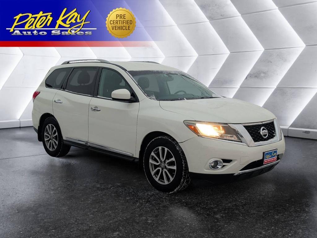 used 2015 Nissan Pathfinder car, priced at $9,495