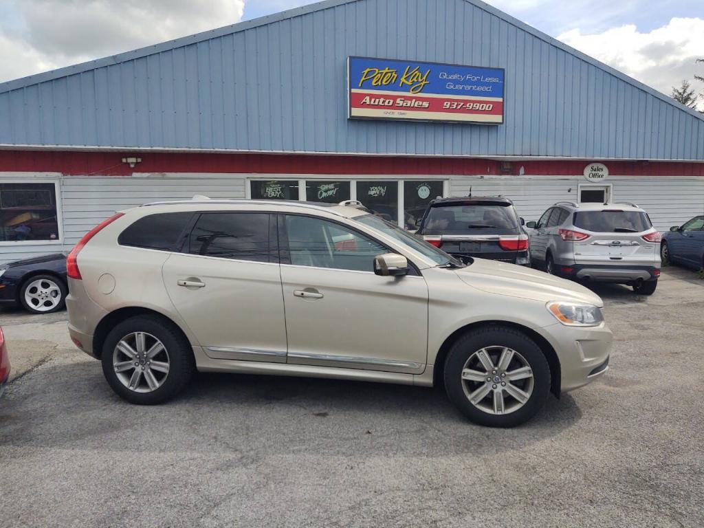 used 2017 Volvo XC60 car, priced at $11,995
