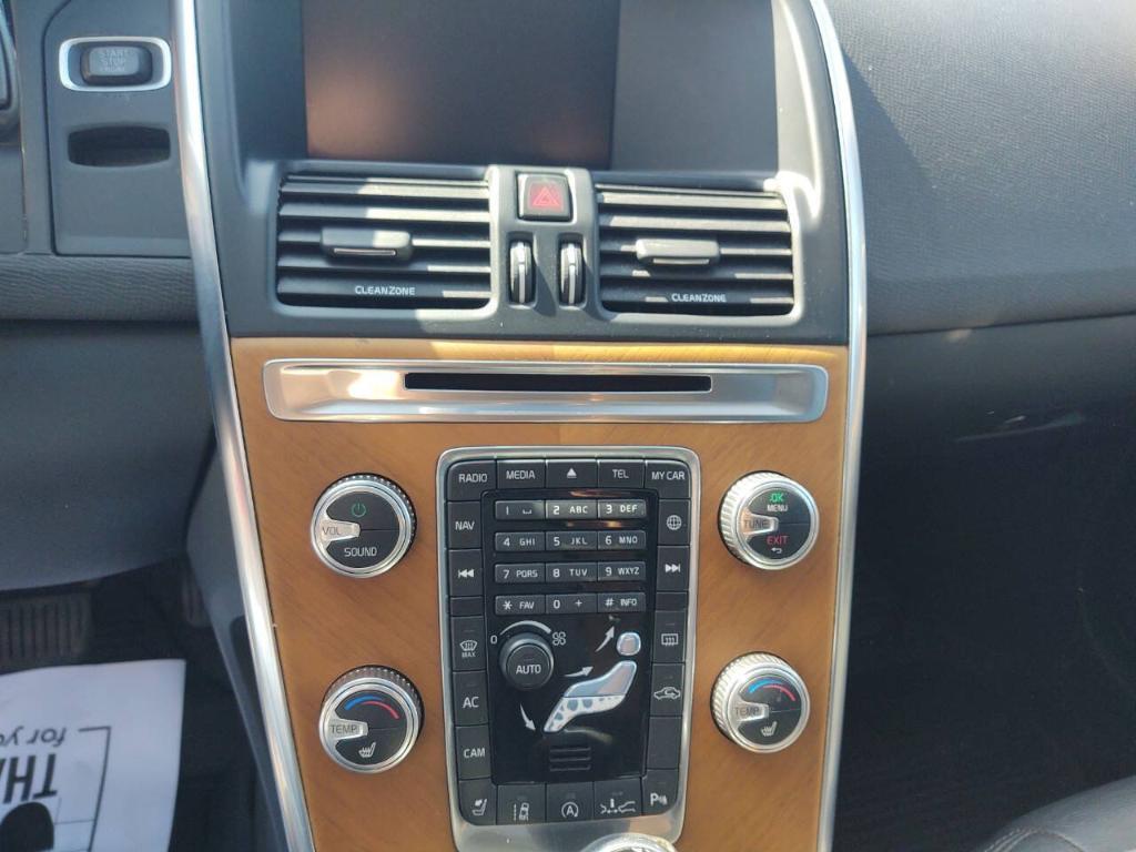 used 2017 Volvo XC60 car, priced at $11,995