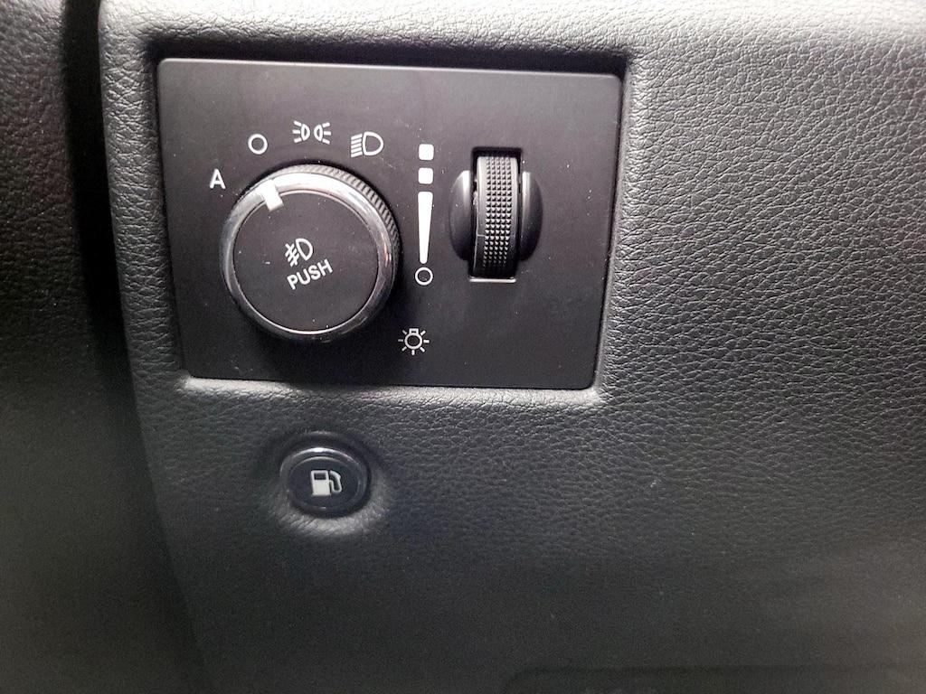 used 2015 Jeep Grand Cherokee car, priced at $16,998