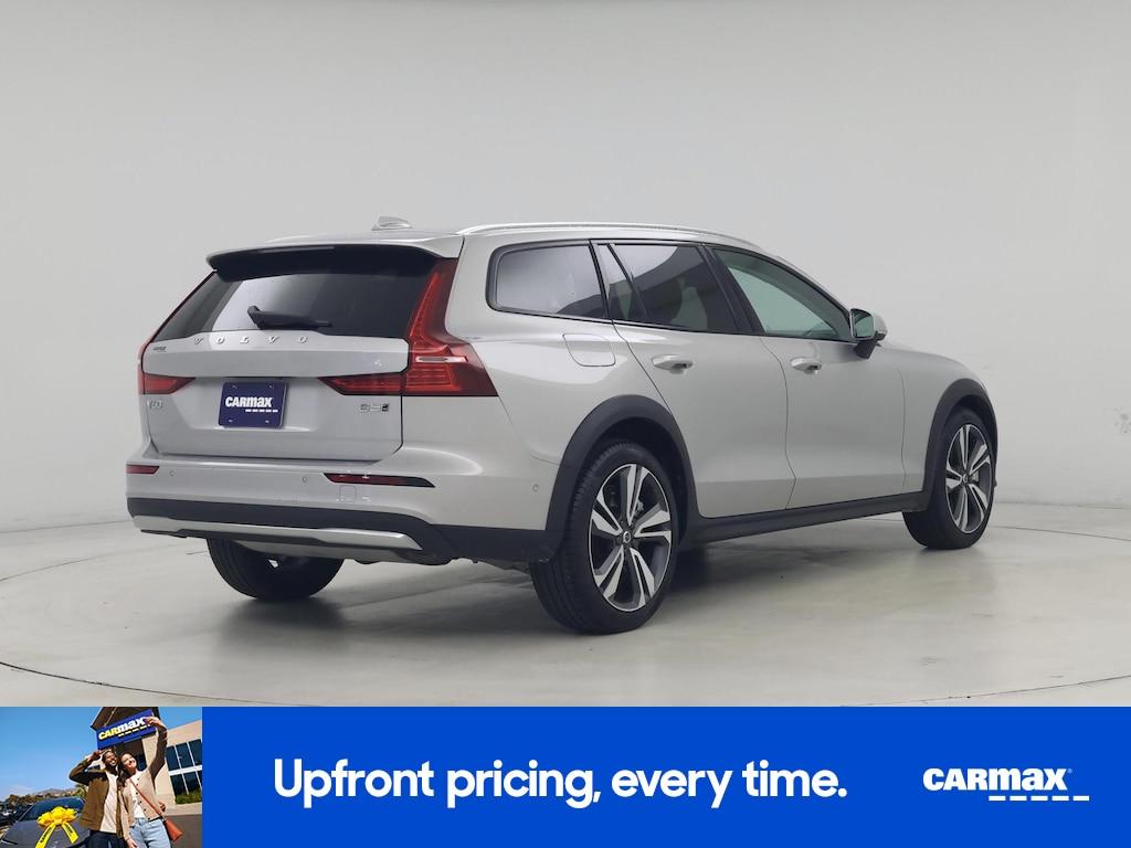 used 2025 Volvo V60 Cross Country car, priced at $37,998