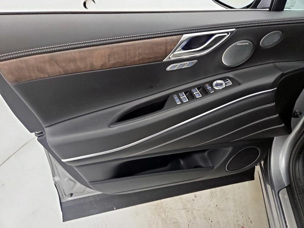 used 2025 Genesis GV80 car, priced at $58,998