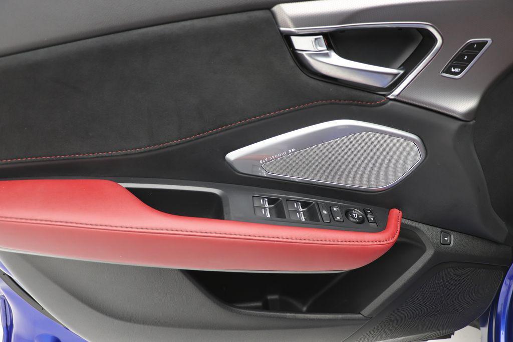 used 2024 Acura RDX car, priced at $39,900