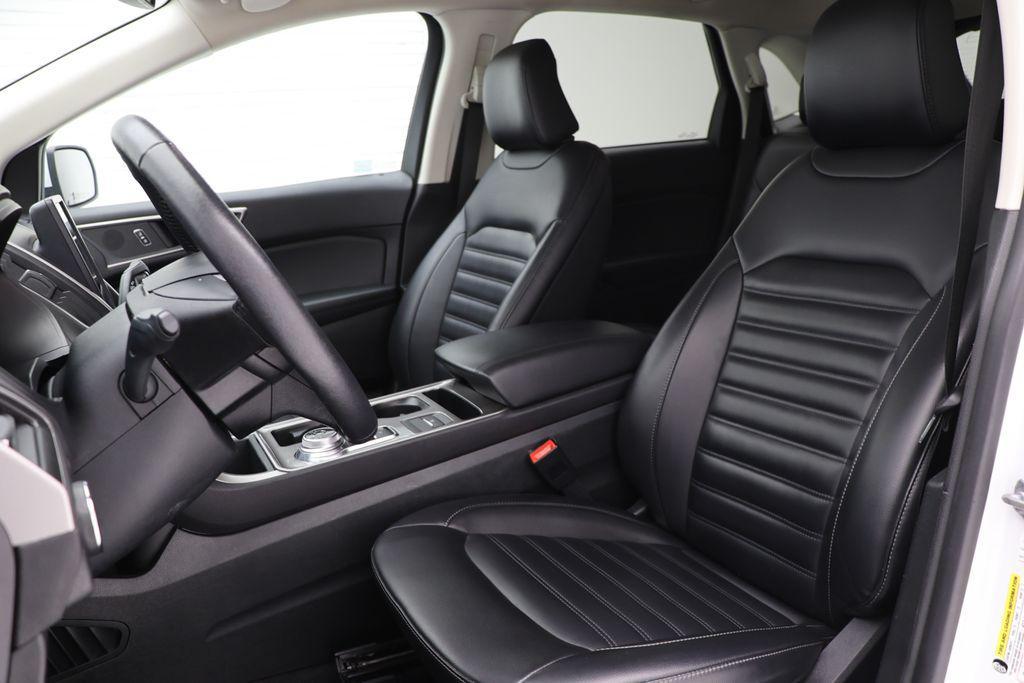 used 2024 Ford Edge car, priced at $21,400