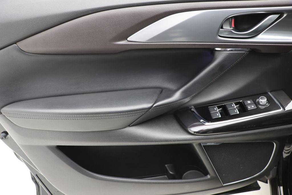 used 2016 Mazda CX-9 car, priced at $13,900