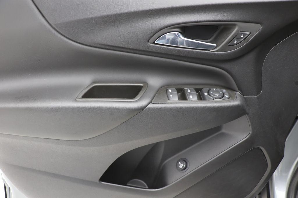 used 2023 Chevrolet Equinox car, priced at $19,900