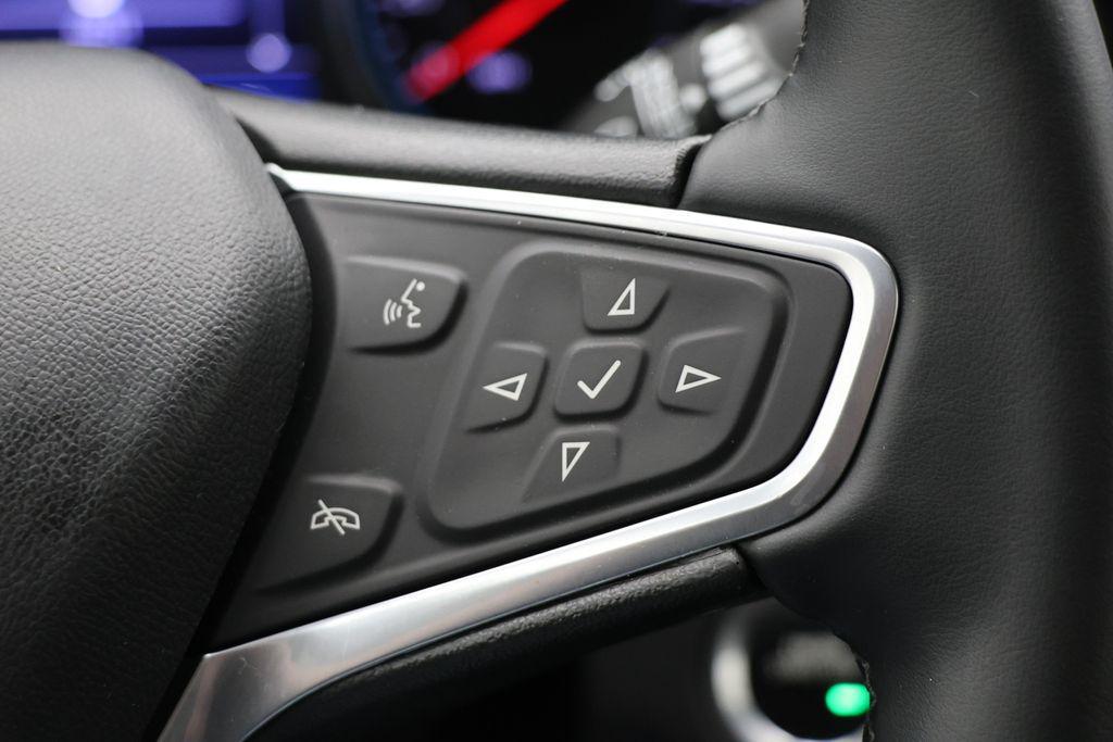 used 2023 Chevrolet Equinox car, priced at $19,900