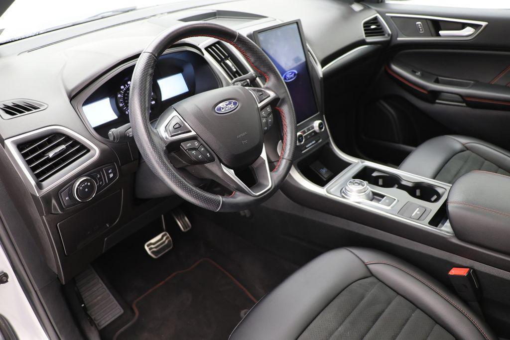 used 2022 Ford Edge car, priced at $25,900