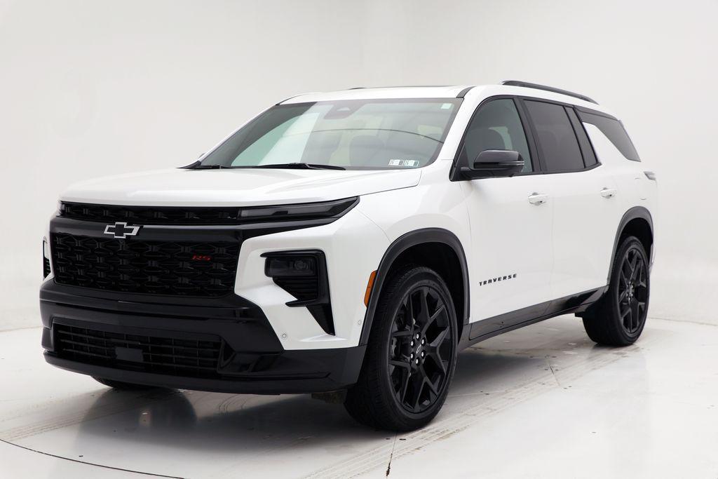 used 2024 Chevrolet Traverse car, priced at $48,900