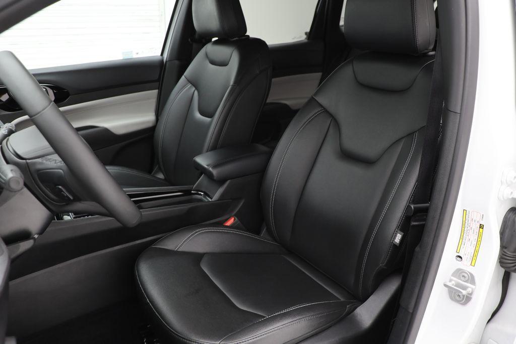 used 2025 Jeep Compass car, priced at $23,800