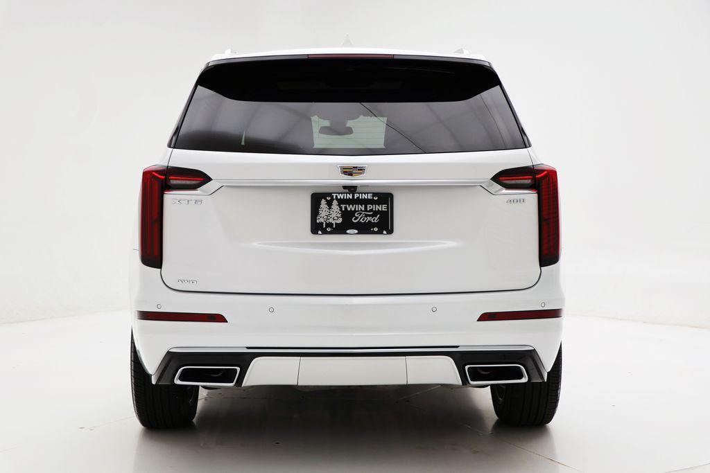 2023 Crystal White Tricoat Cadillac XT6