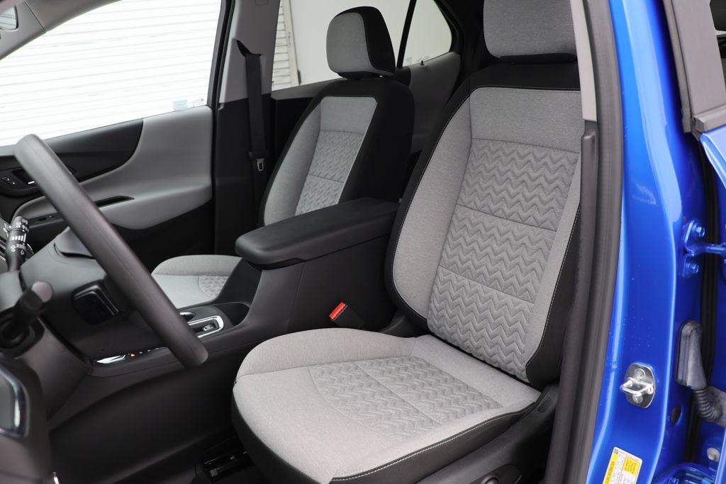 used 2024 Chevrolet Equinox car, priced at $21,900