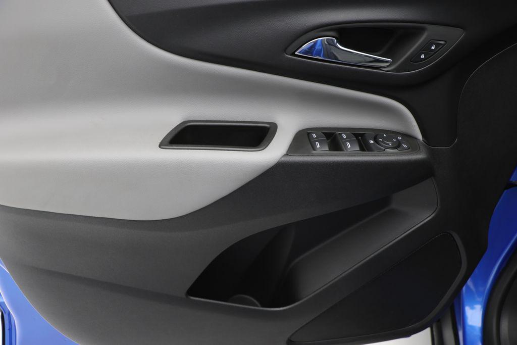 used 2024 Chevrolet Equinox car, priced at $21,900