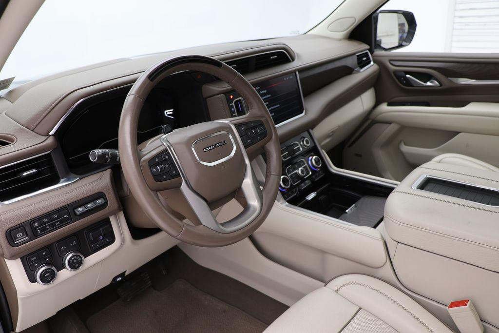 used 2023 GMC Yukon XL car, priced at $62,800
