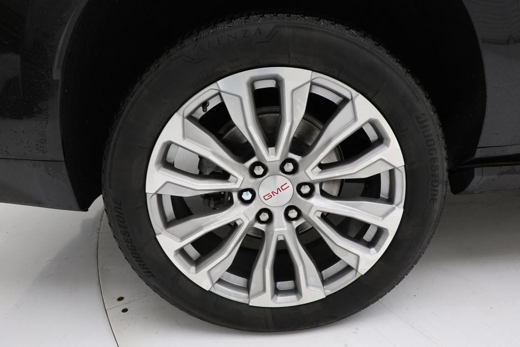 used 2023 GMC Yukon XL car, priced at $62,800