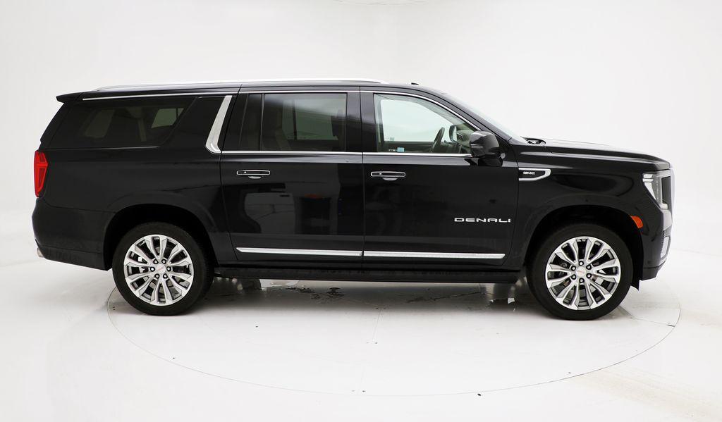 used 2023 GMC Yukon XL car, priced at $62,800