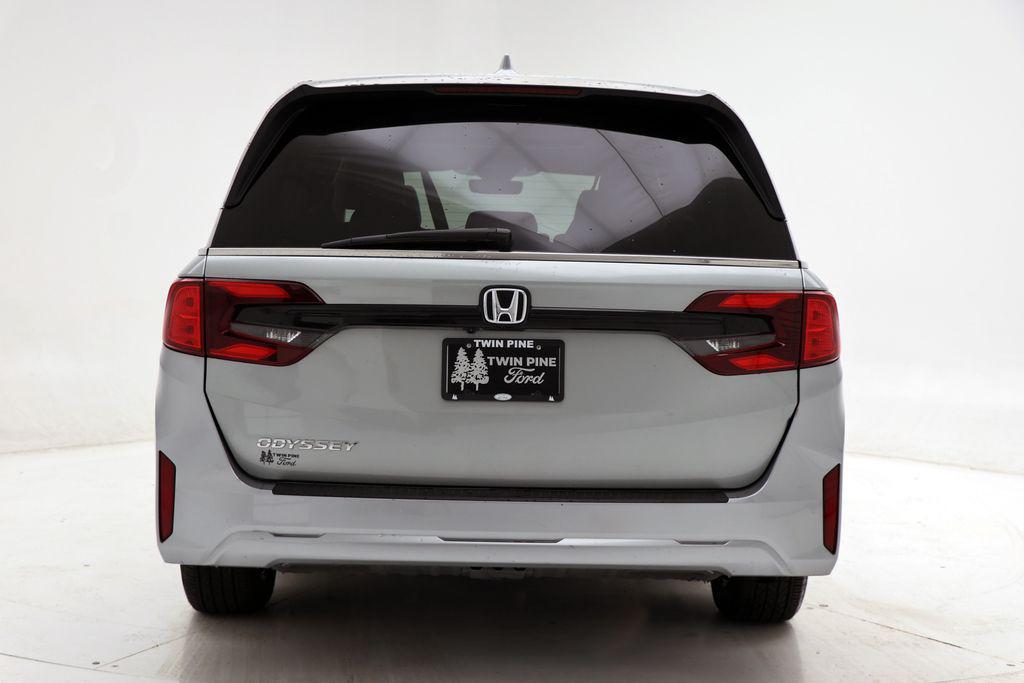 used 2025 Honda Odyssey car, priced at $38,900