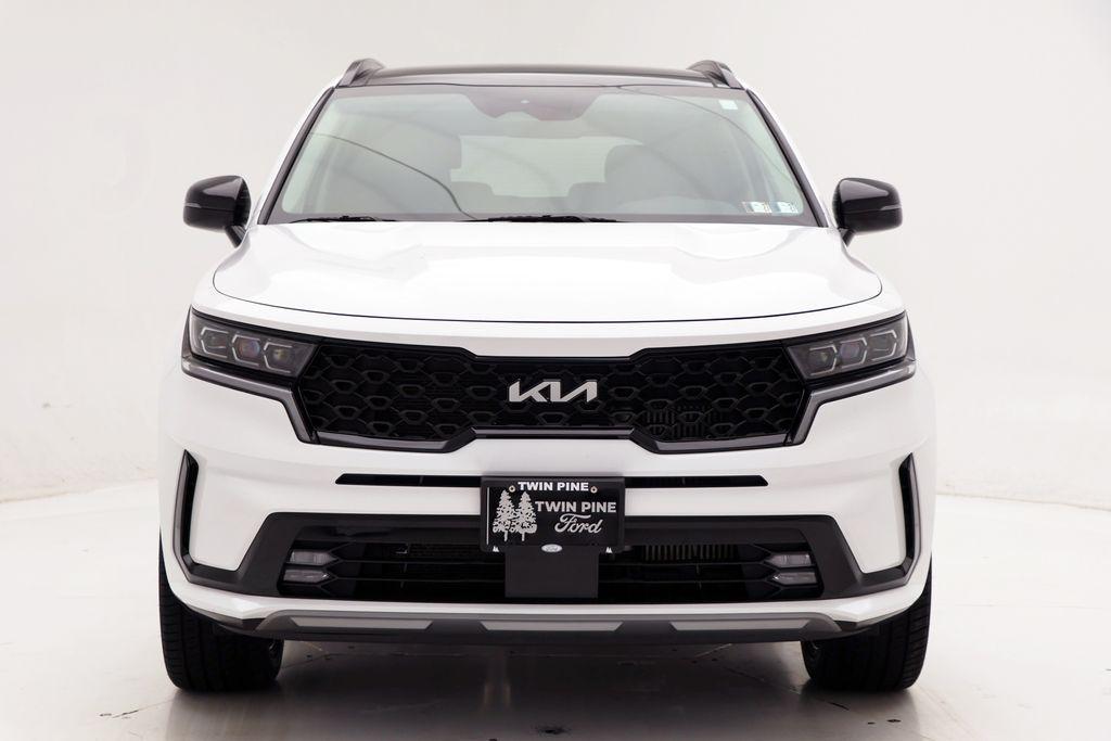 used 2023 Kia Sorento car, priced at $30,800