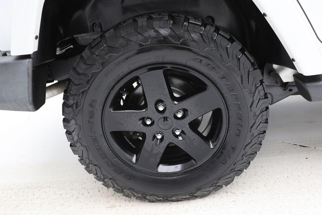 used 2017 Jeep Wrangler Unlimited car, priced at $15,995