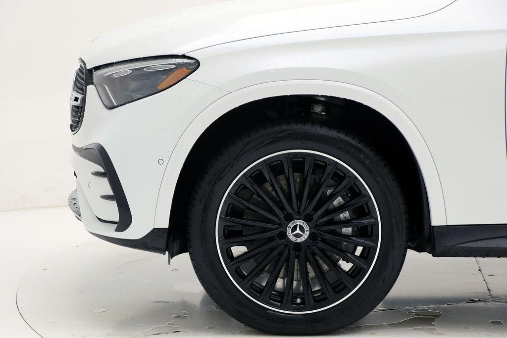 used 2025 Mercedes-Benz GLC 300 car, priced at $59,900