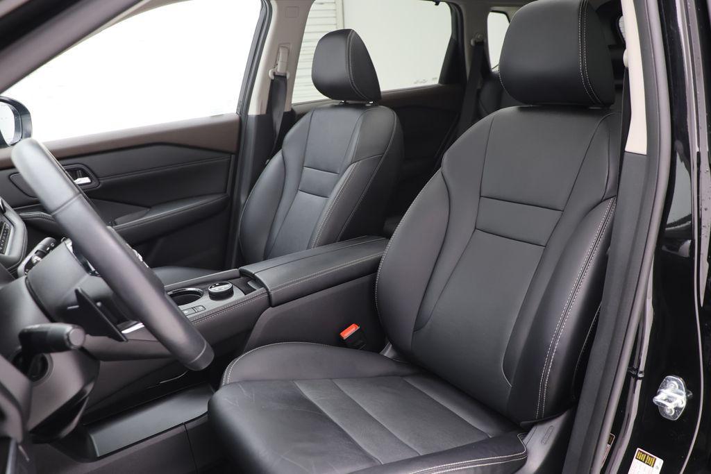 used 2023 Nissan Rogue car, priced at $24,900