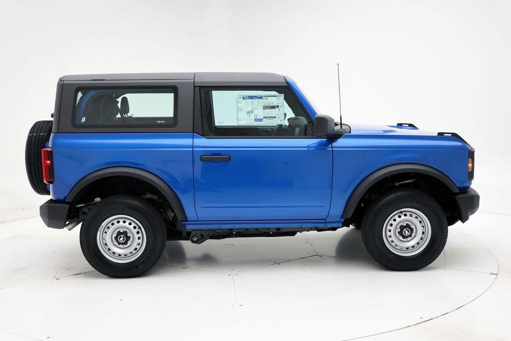 new 2025 Ford Bronco car, priced at $38,324