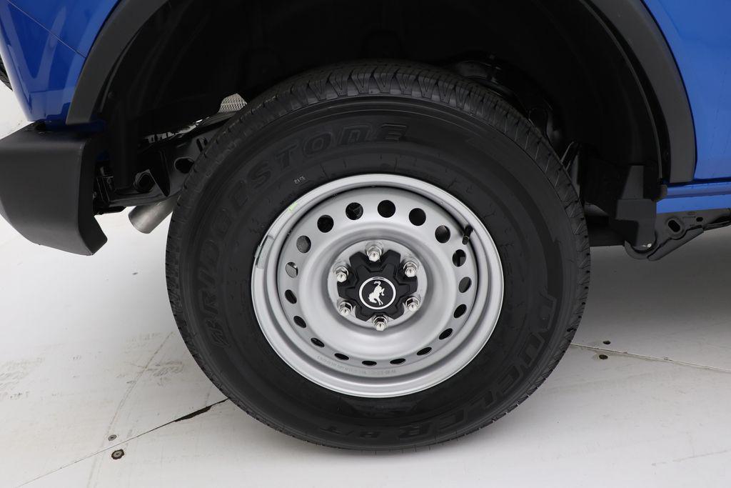 new 2025 Ford Bronco car, priced at $38,324